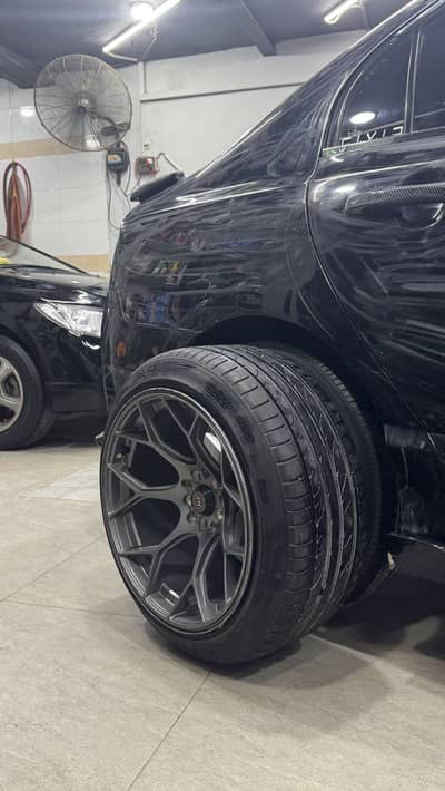 Rapidash rims 17 8.5 jj