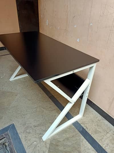 Office Tables | Computer tables | Executive Tables | Study Tables