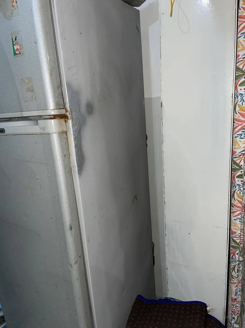 refrigerator 5