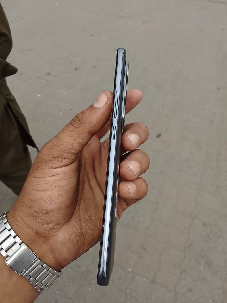 Tecno spark 40 pro Plus 4