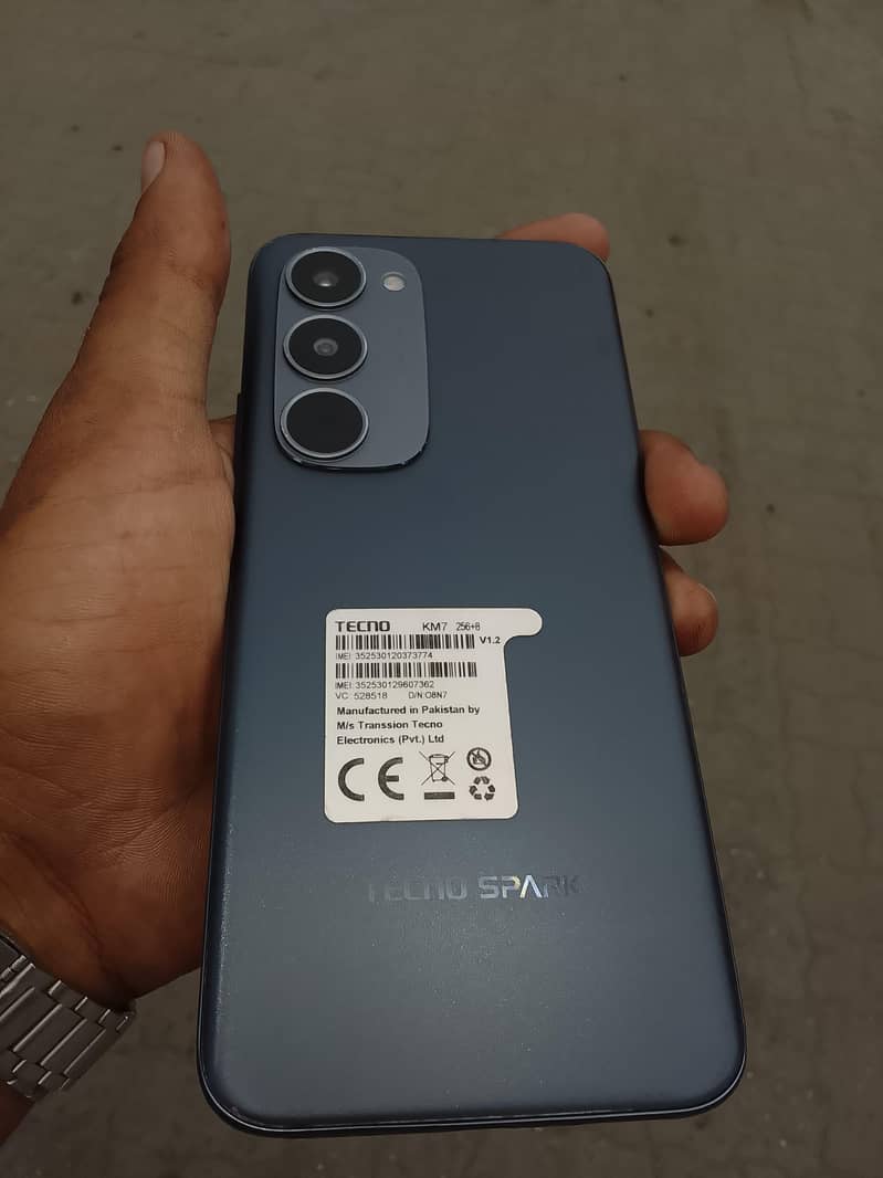 Tecno spark 40 pro Plus 5