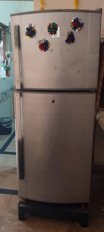 Dawlance refrigerator big size 03226228034 03176281282