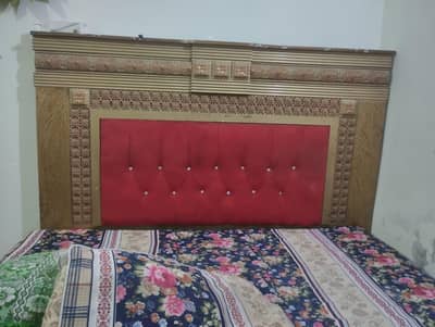 bed set or show case for sale urgently