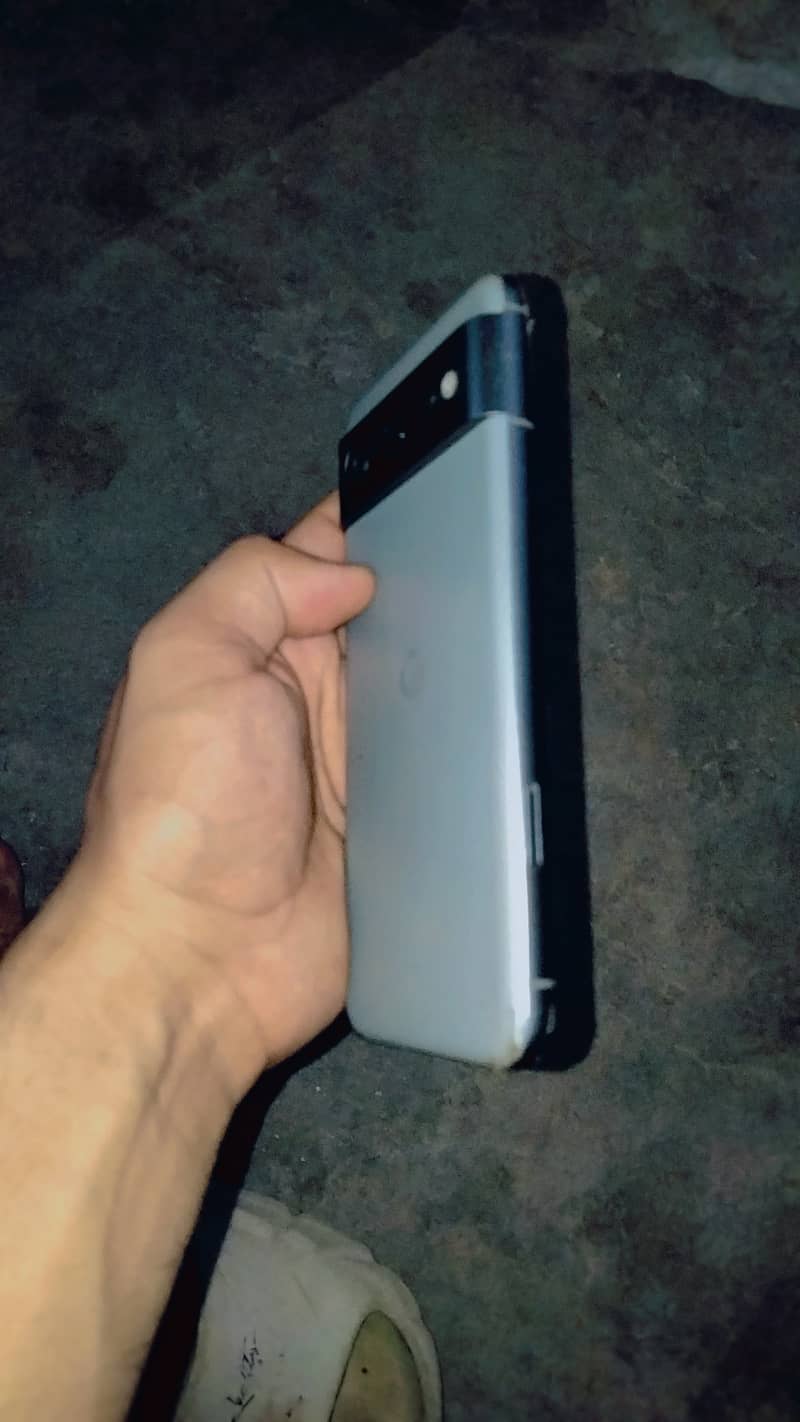 Google Pixel 8 1