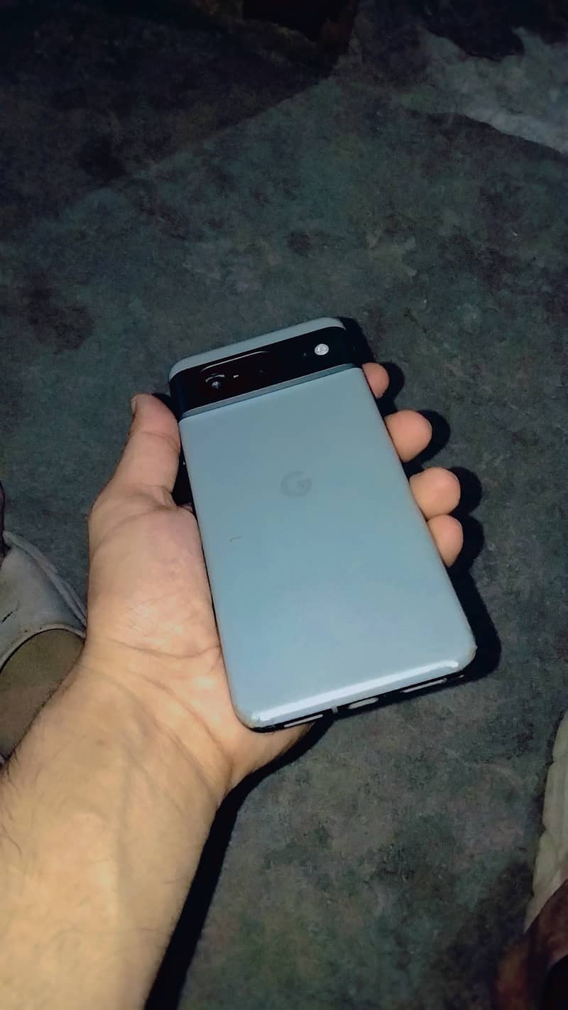 Google Pixel 8 3