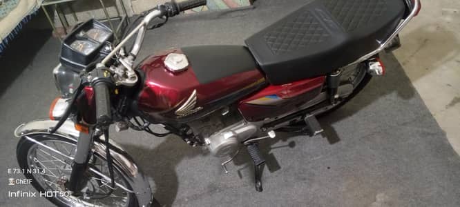 urgent sale honda 125 ok bike exchange possible 22 ,23 ,24 model
