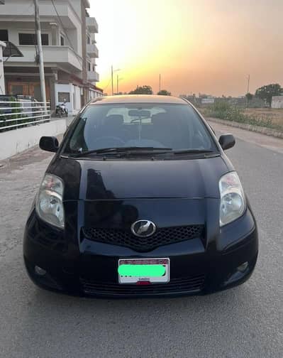 Toyota Vitz 2009/11 (03333569698)