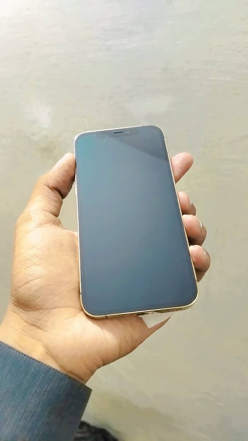 iPhone 12 pro 3