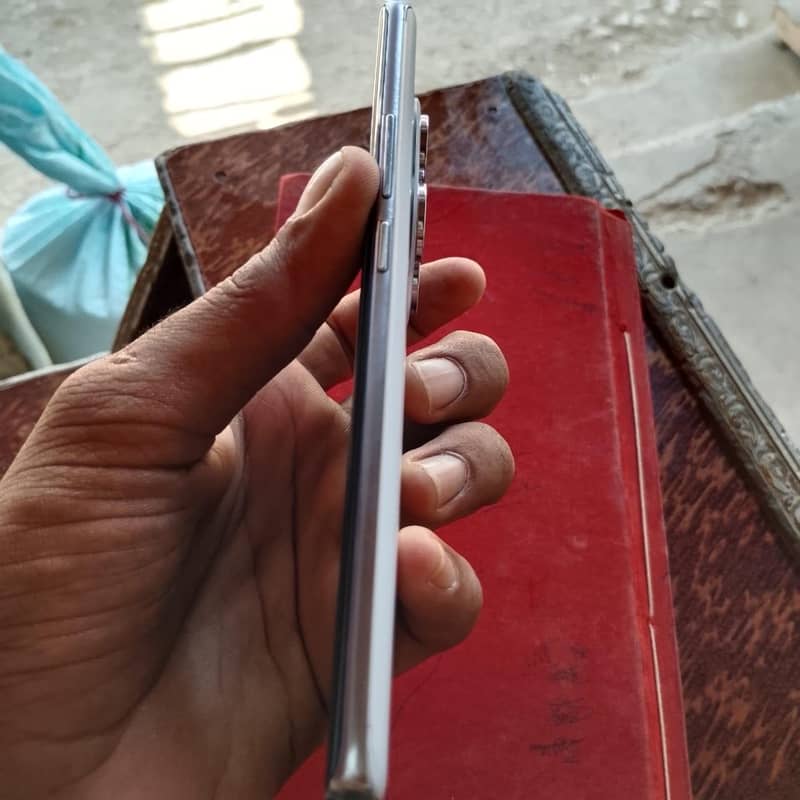 XIAOMI Note 14 pro 1