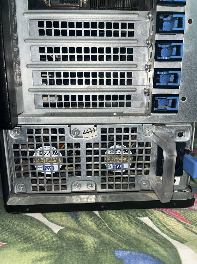 Dell Precision T5810 2