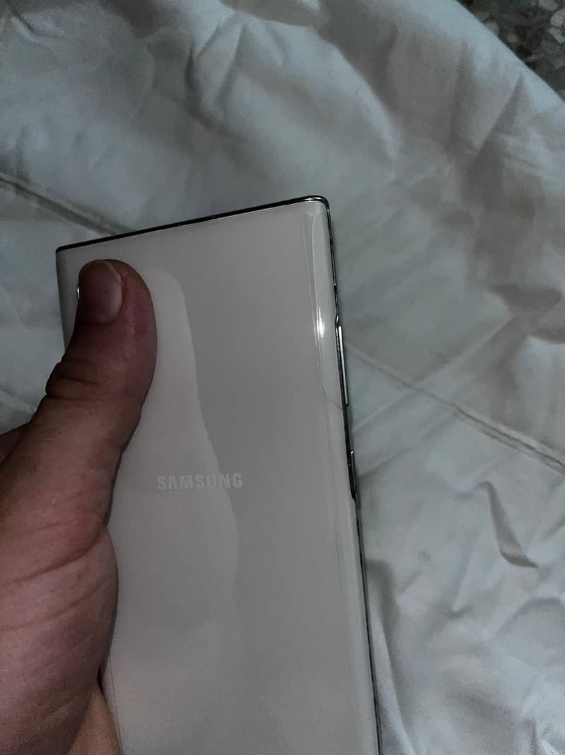 Note 10 plus 12/256 7