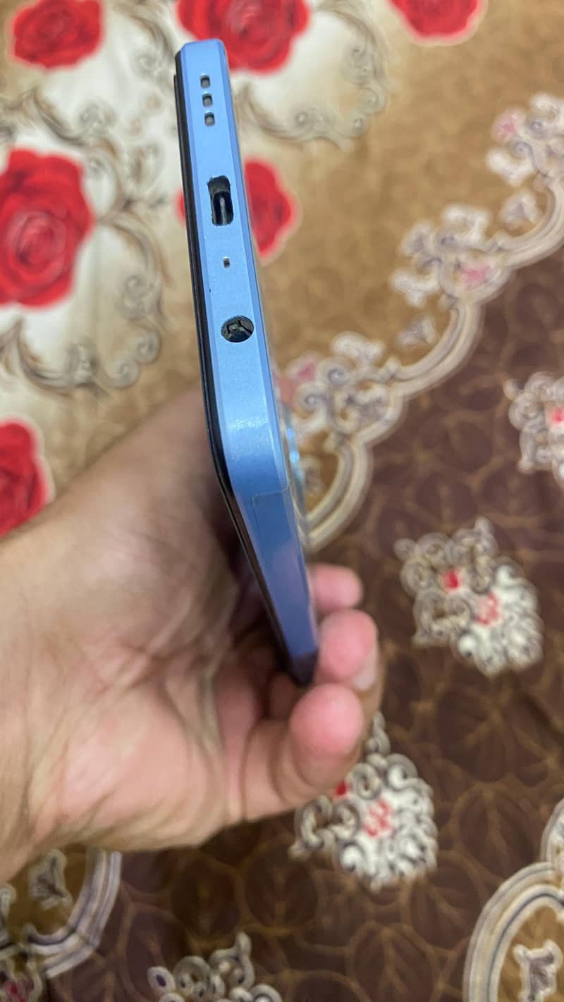 Oppo A60 1