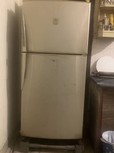 Dawlance refrigerator full size