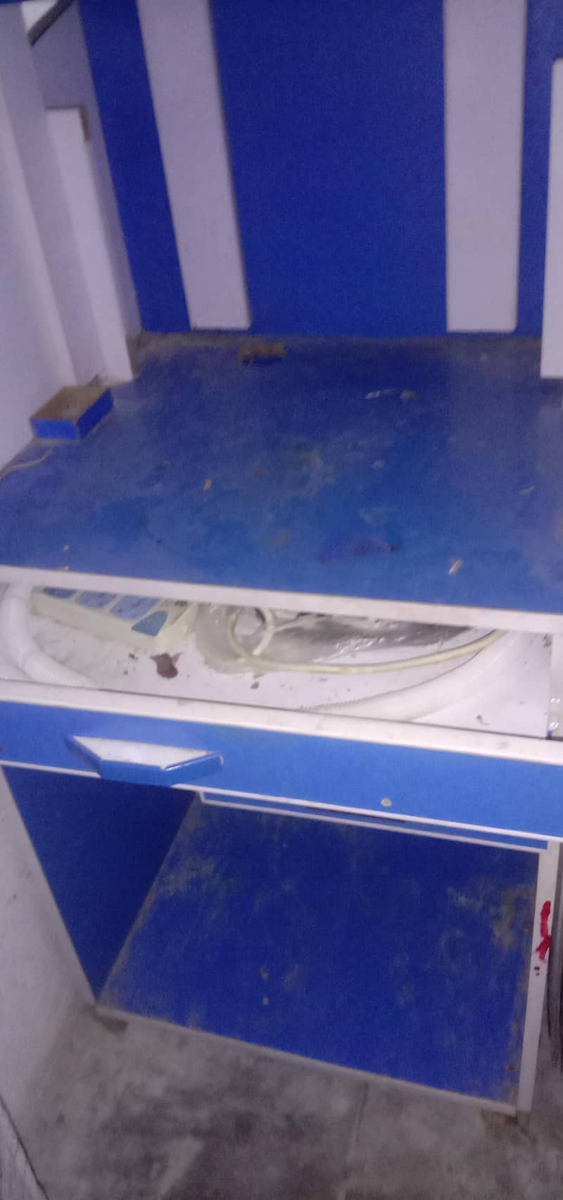 computer table 1