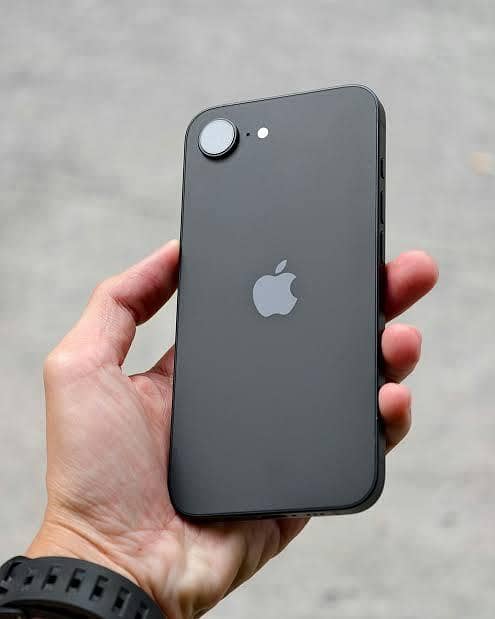 iPhone 16e 0