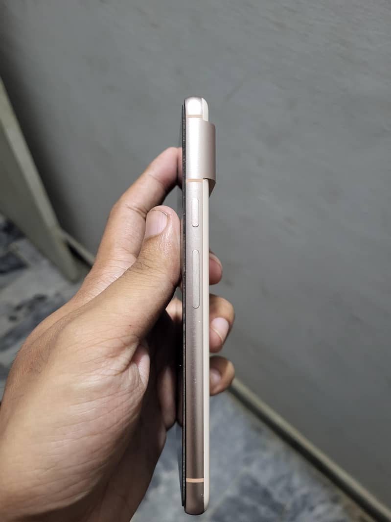 Google Pixel 8 1