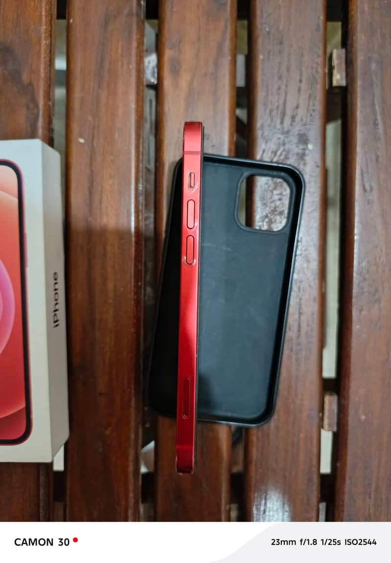 iPhone 12 8