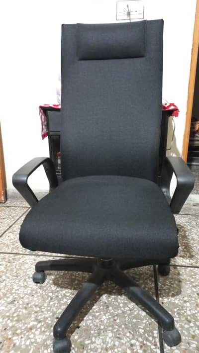 Office chair original Master OffiSys (high back) new Only 3 mo used