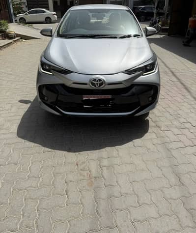 Toyota yaris GLI AT 1.3