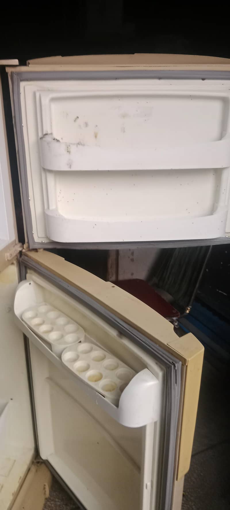 Refrigerator 5