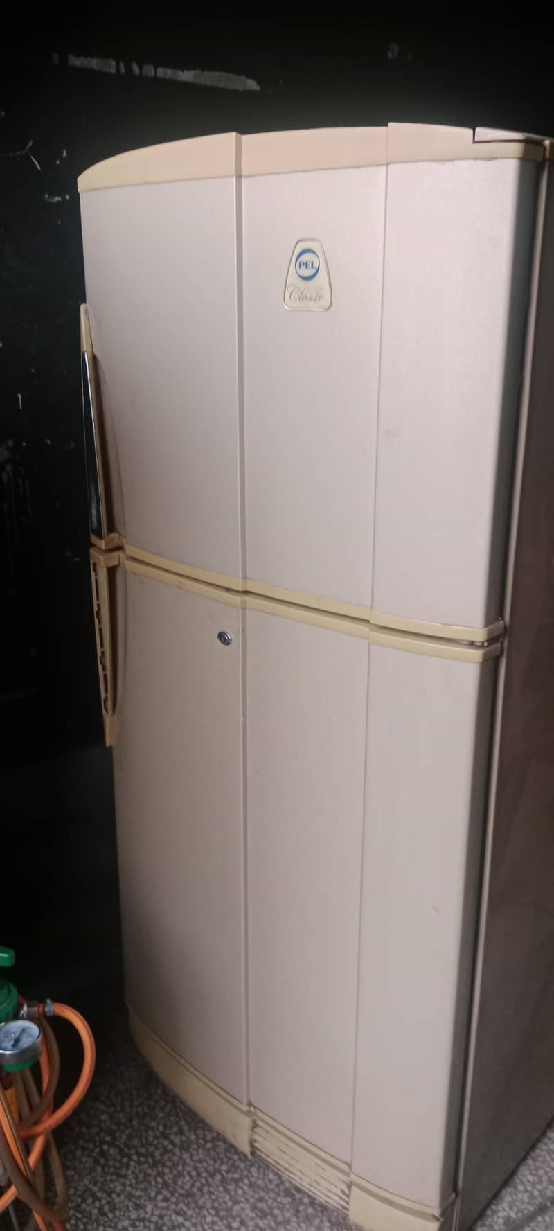 Refrigerator 7