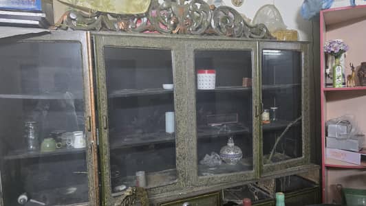 showcase crockery cupboard