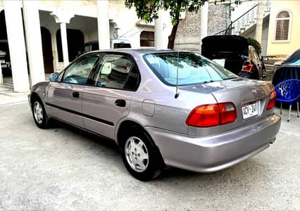 Honda Civic 2000 Model