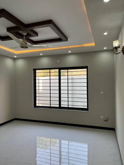 Brand New 5 Marla Double Storey House Available For Rent