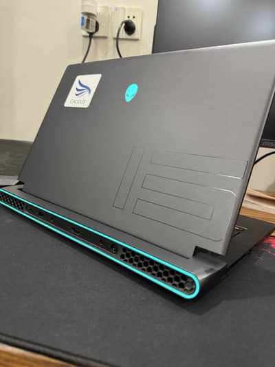 Dell Alienware 15