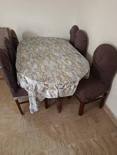 dinning table with chairs