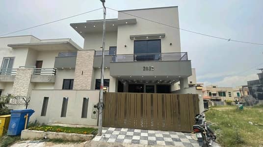 Affordable House For sale In Bahria Town Phase 8 - Abu Bakar Block