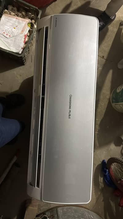 Chang hong ruba inverter ac 1 ton