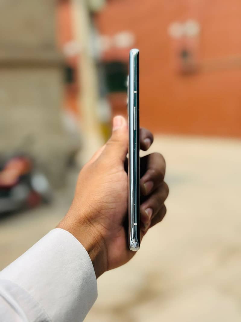 one plus 9 pro 4