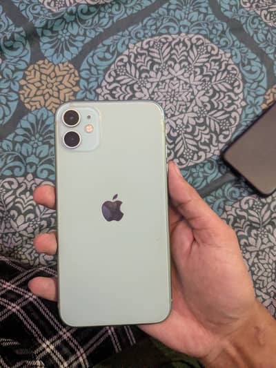I phone 11 (64 GB)