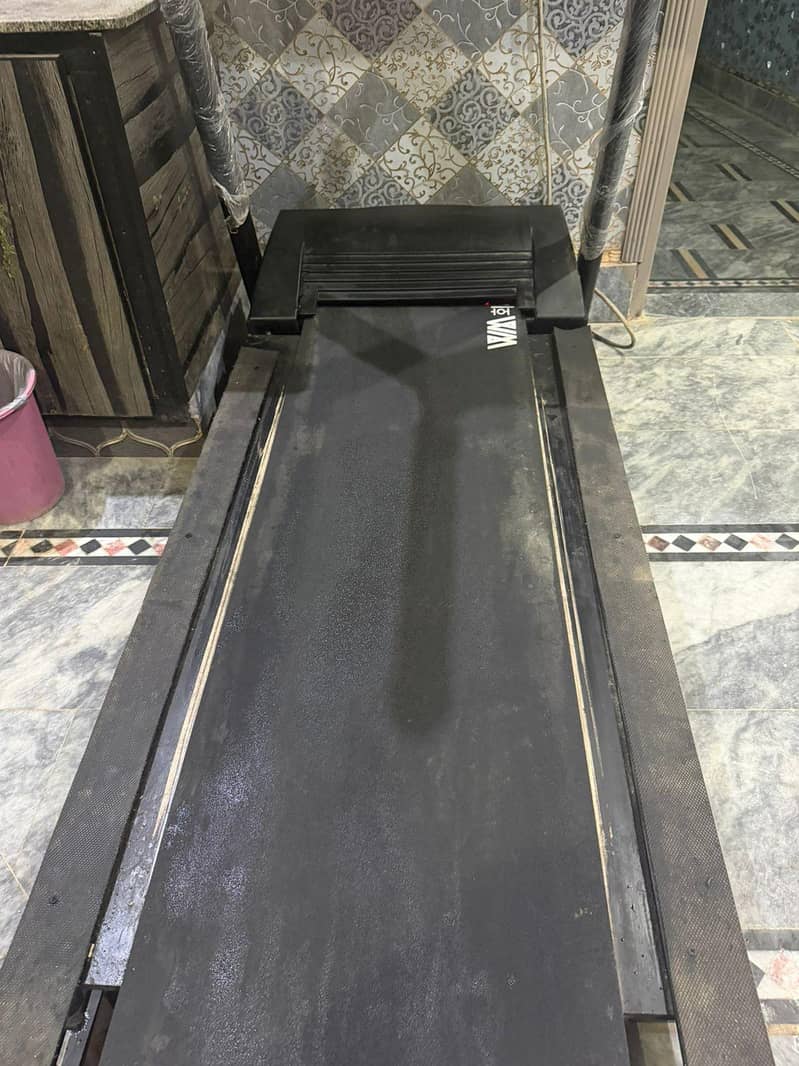 Treadmill 4