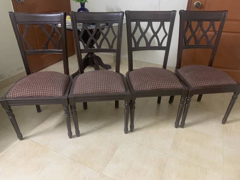 Dining chairs 0
