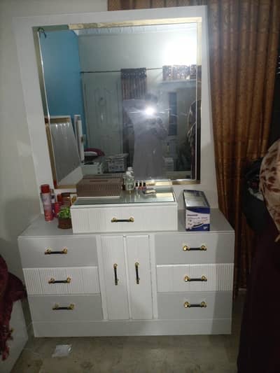 4 piece bed room set new