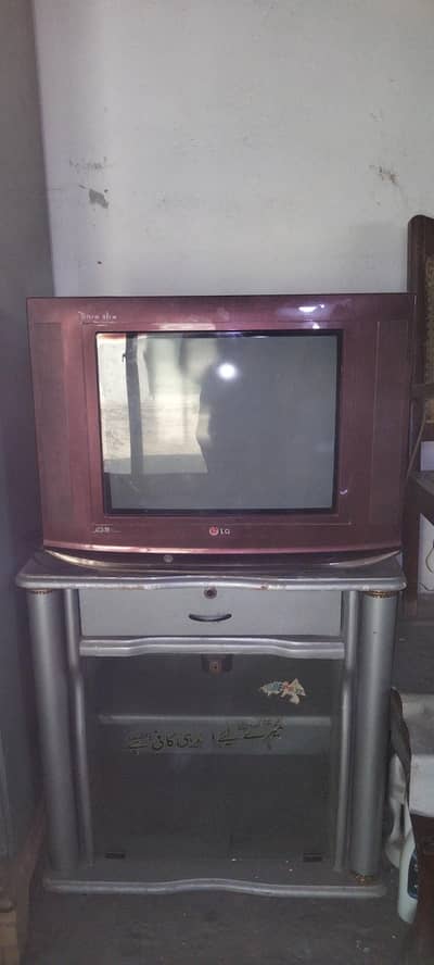 Lg Red colour tv running good condition with box