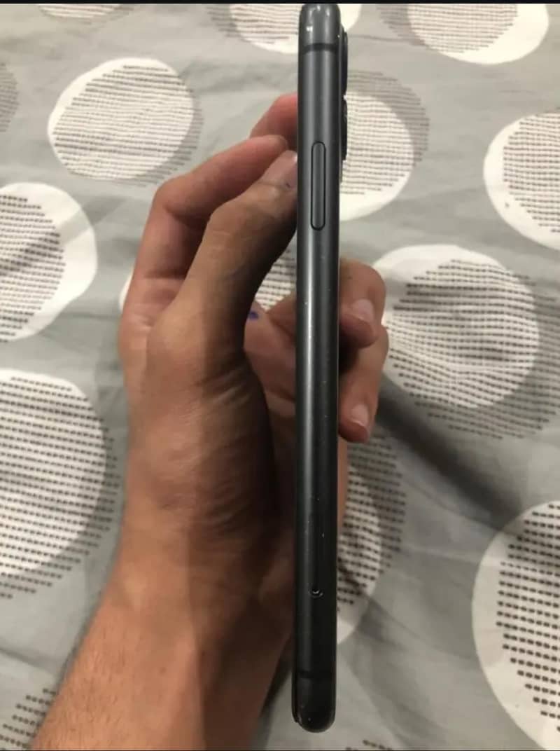 iPhone 11 1