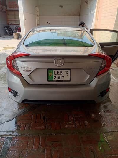 Honda Civic   1.8 (2017) model