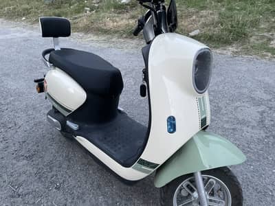YADEA M3 ELECTRIC SCOOTER E-BIKE