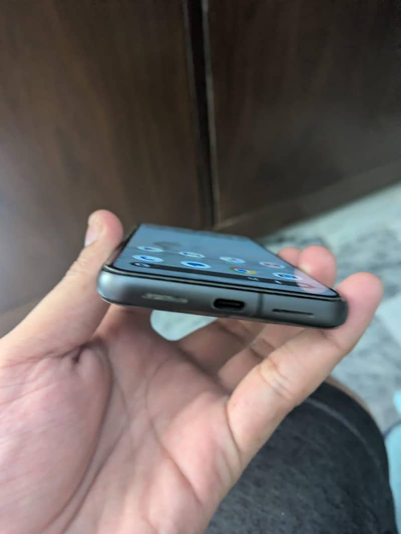 Google Pixel 8 3