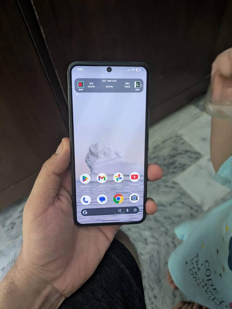 Google Pixel 8 5