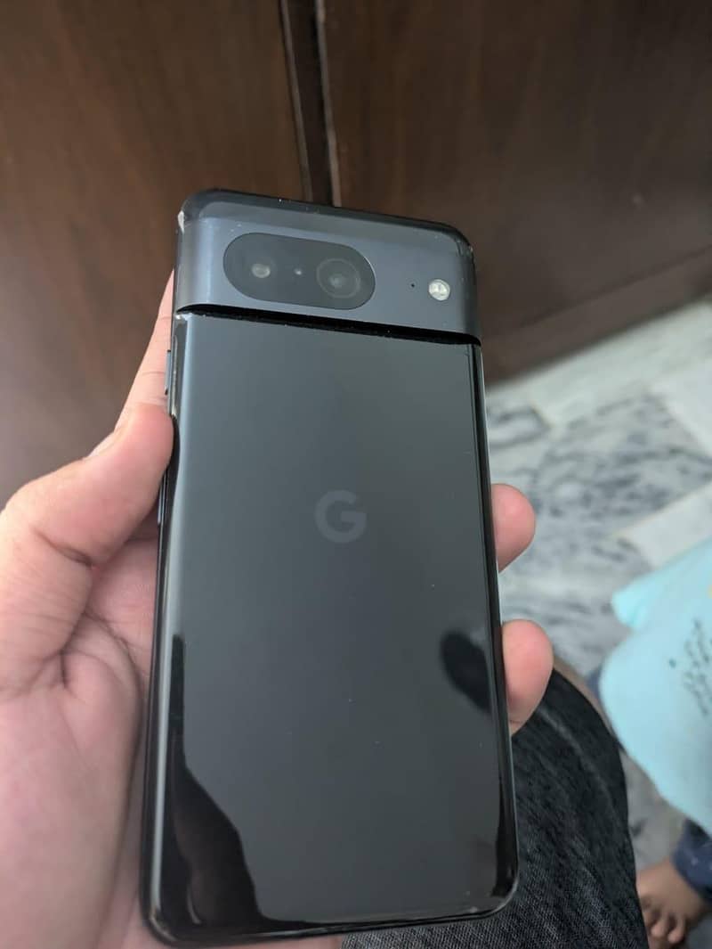 Google Pixel 8 6