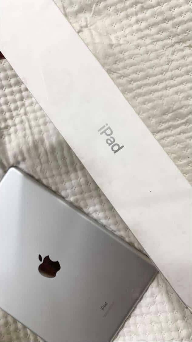 Apple Ipad - 9th generation 2