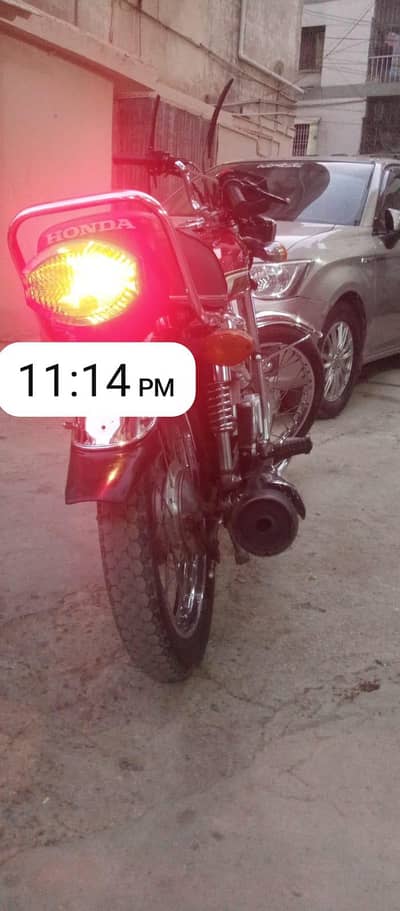 selling Honda CG 125 special addition. .