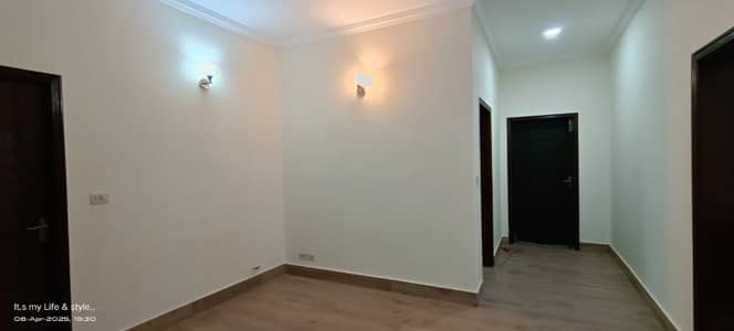 4 Bed House Available For Rent