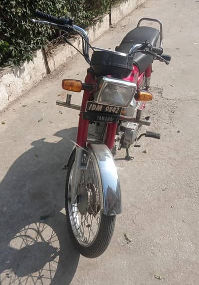 Yamaha 100 for sale in good condition