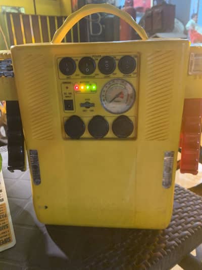 Car jump starter