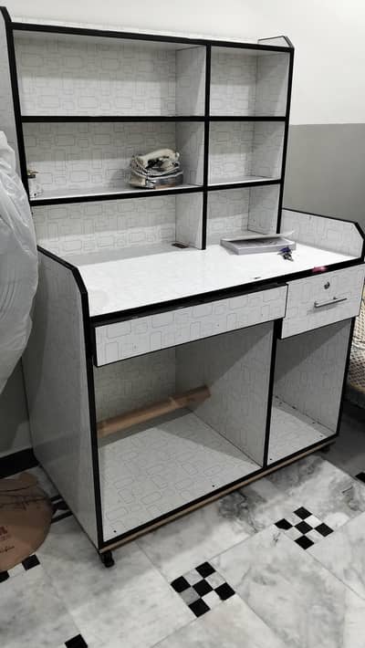 computer table